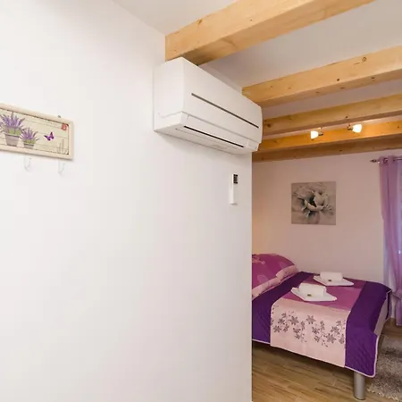 Appartamento Lavender Garden - With View First Floor - 4 Ragusa