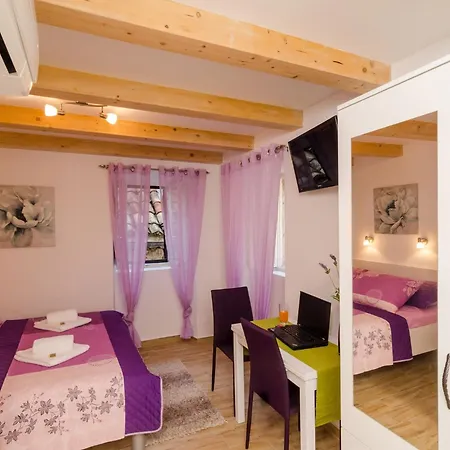Lavender Garden - With View First Floor - 4 Apartment Dubrovnik
