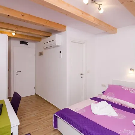 Διαμέρισμα Lavender Garden - With View First Floor - 4